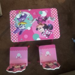 Minnie Mouse Table And Chairs