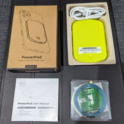 *BNIB* Casely Neon Yellow Battery Bank Pack (MagSafe Compatible) (5,000 mAh)