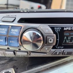 Alpine CDA 9827 OLD SKOOL RADIO