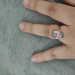 Ring With Blue And Blue Gemstone 