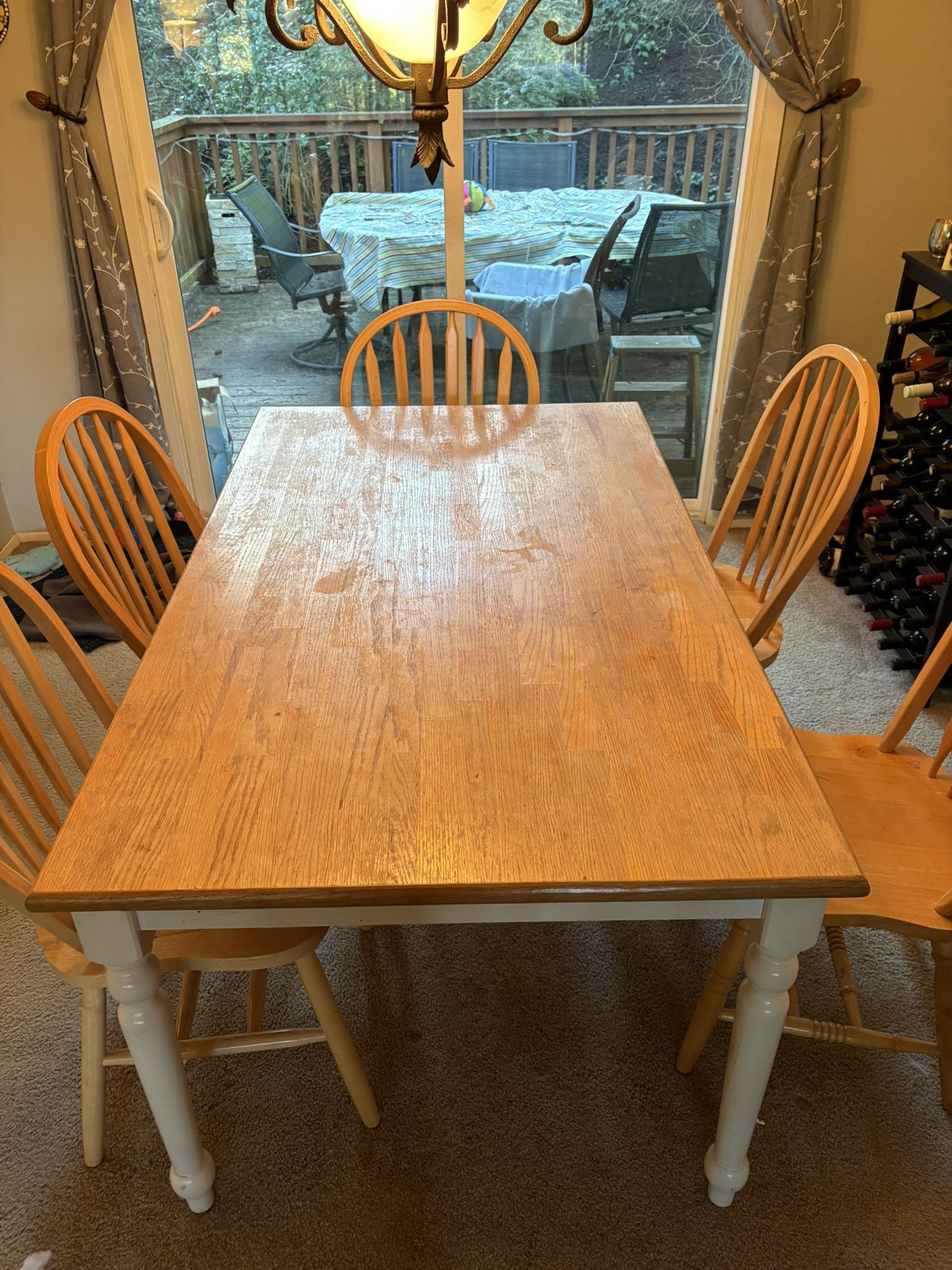 Oak Dining Table And 5 Chairs $70