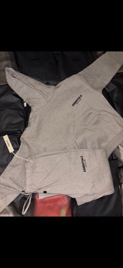 ESSENTIALS SETS