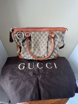 Suki Gucci Purse With Official Keychain