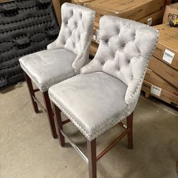 Counter Height Bar Stools Set of 2; 27" Farmhouse Barstools with Button Back and Nailhead Trim, Velvet Bar Stools with Kitchen Island, Pub (Grey)