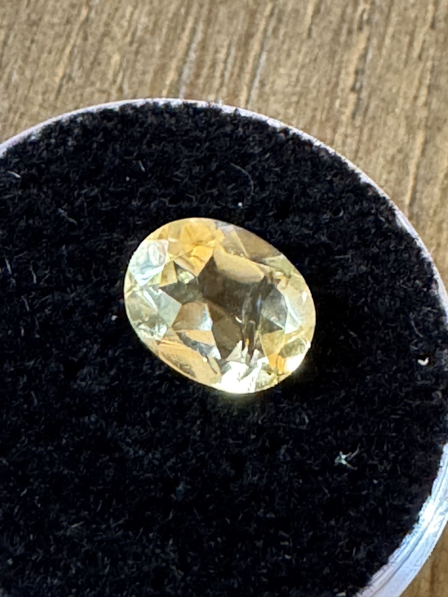 Loose Citrine faceted Natural Gem 1.90 carets