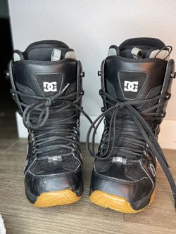 Snowboard boots size 9.5 men