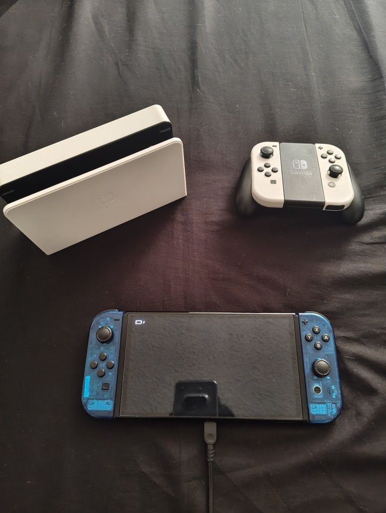 Switch OLED with Dock And Joycons