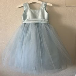Girls dress size 4