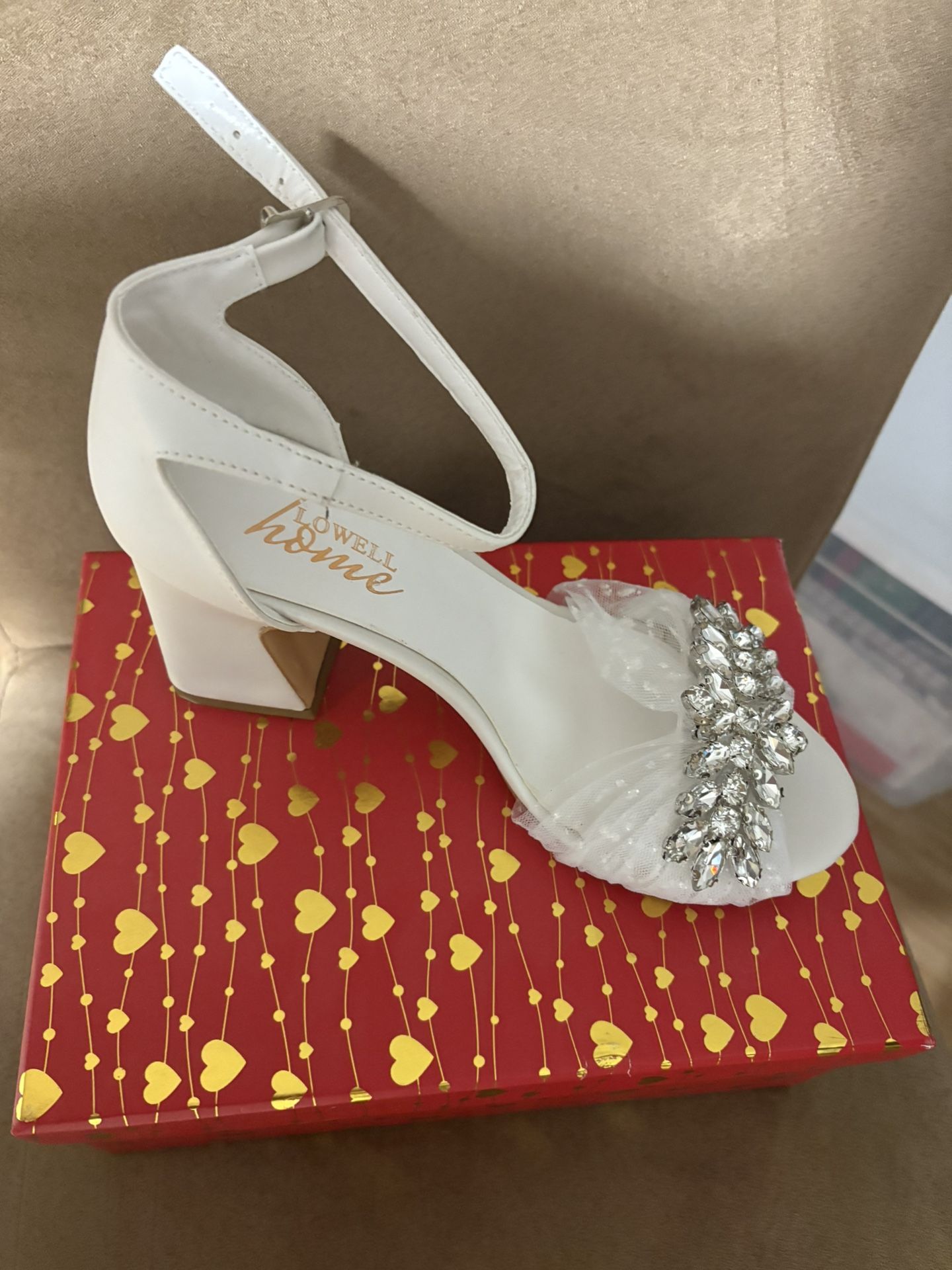 Woman’s White Block Heel With Sparkle