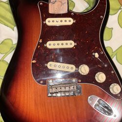 Fender MIM 2019 Loaded Body