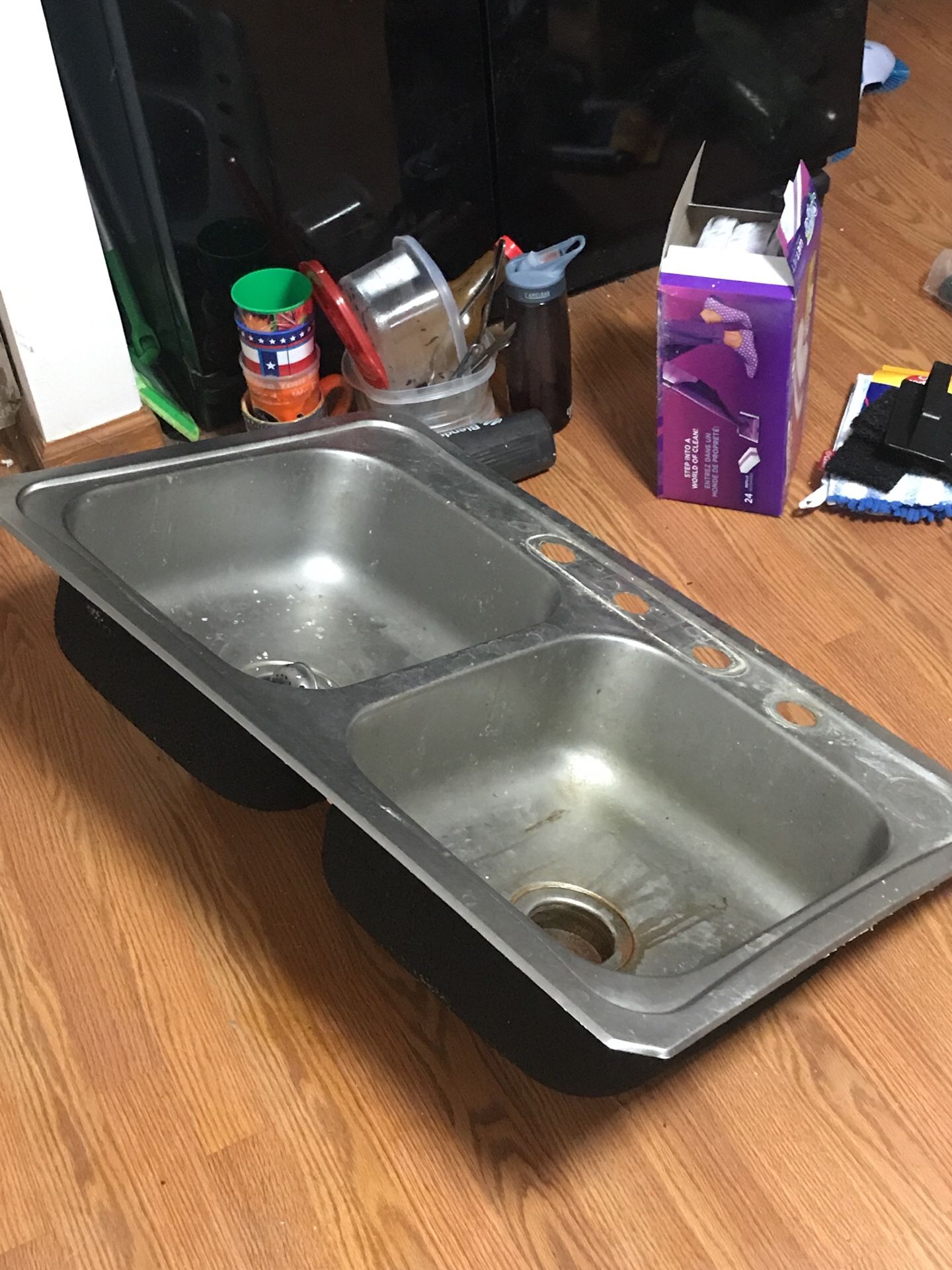 Kitchen sink