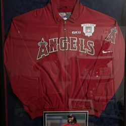Vladimir Guerrero signed Hall Of Fame Jacket !!!! rare !! JSA Sticker 