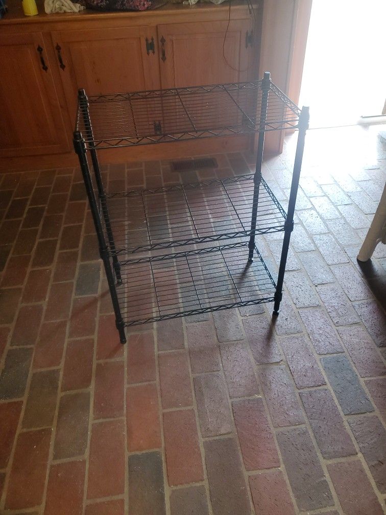 Metal Plant Stand