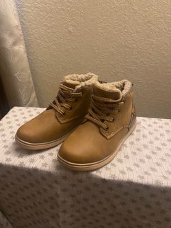 Little boy shoes size 13