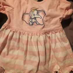 lot of 29 baby clothes sizes nb to 3 months