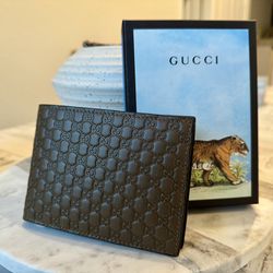 Gucci Men's Brown Leather Microguccissima Bifold Wallet,Brand NEW.