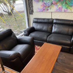 Black Couch W Recliner 