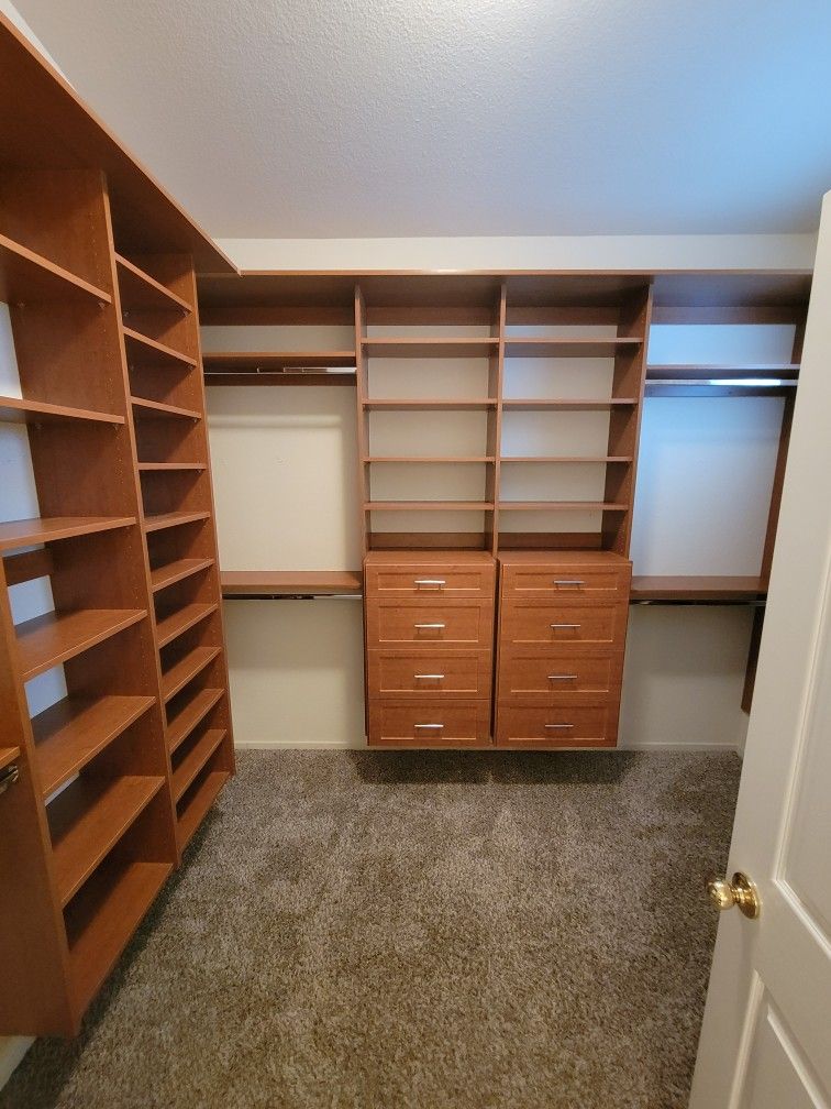 Master walk In Closet Organizer
