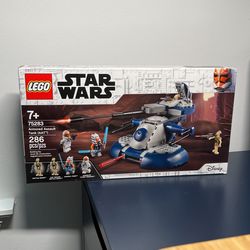 LEGO Star Wars: The Clone Wars Armored Assault Tank (AAT) 75283