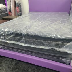 Sealy Queen Size Pillowtop Mattress With BoxSpring Special