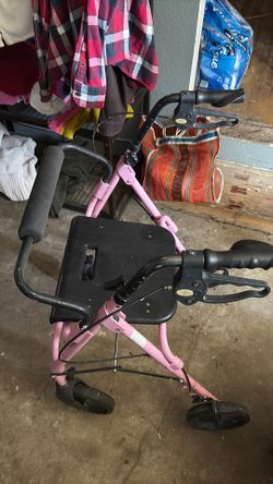 Old lady wheel cart