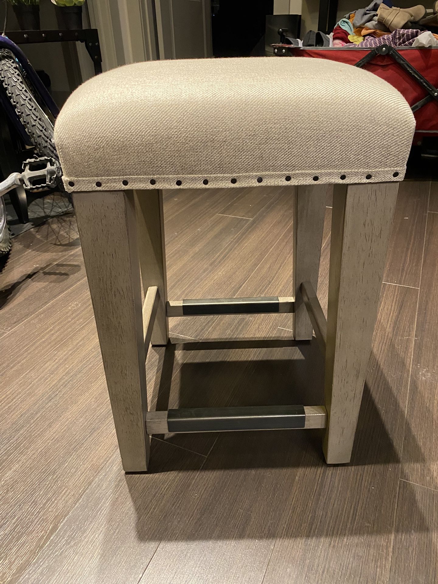Klaussner Upholstered Gray Square Stool