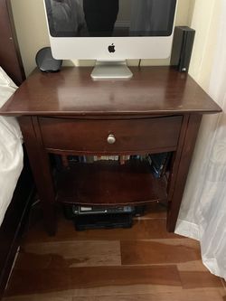 Nightstand 
