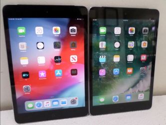 2 APPLE IPAD AIR LIKE NEW (FACTORY UNLOCKED)