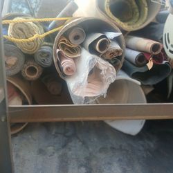 Automobile  have duty upholstery machine working  like new ther noting wrong  plus different types  of upholstery  materials all for 600 cash  please 