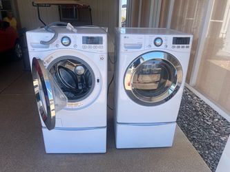 LG Front Load Washer and Dryer Set