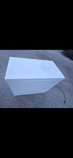 Frigidaire 7.2 Cu. Ft. Chest Freezer