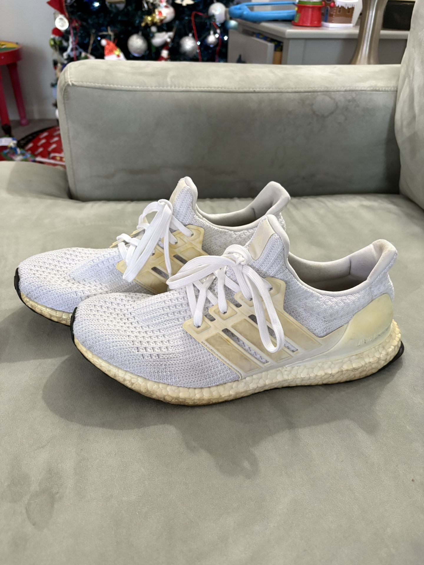 Adidas Ultra Boost DNA Size 11