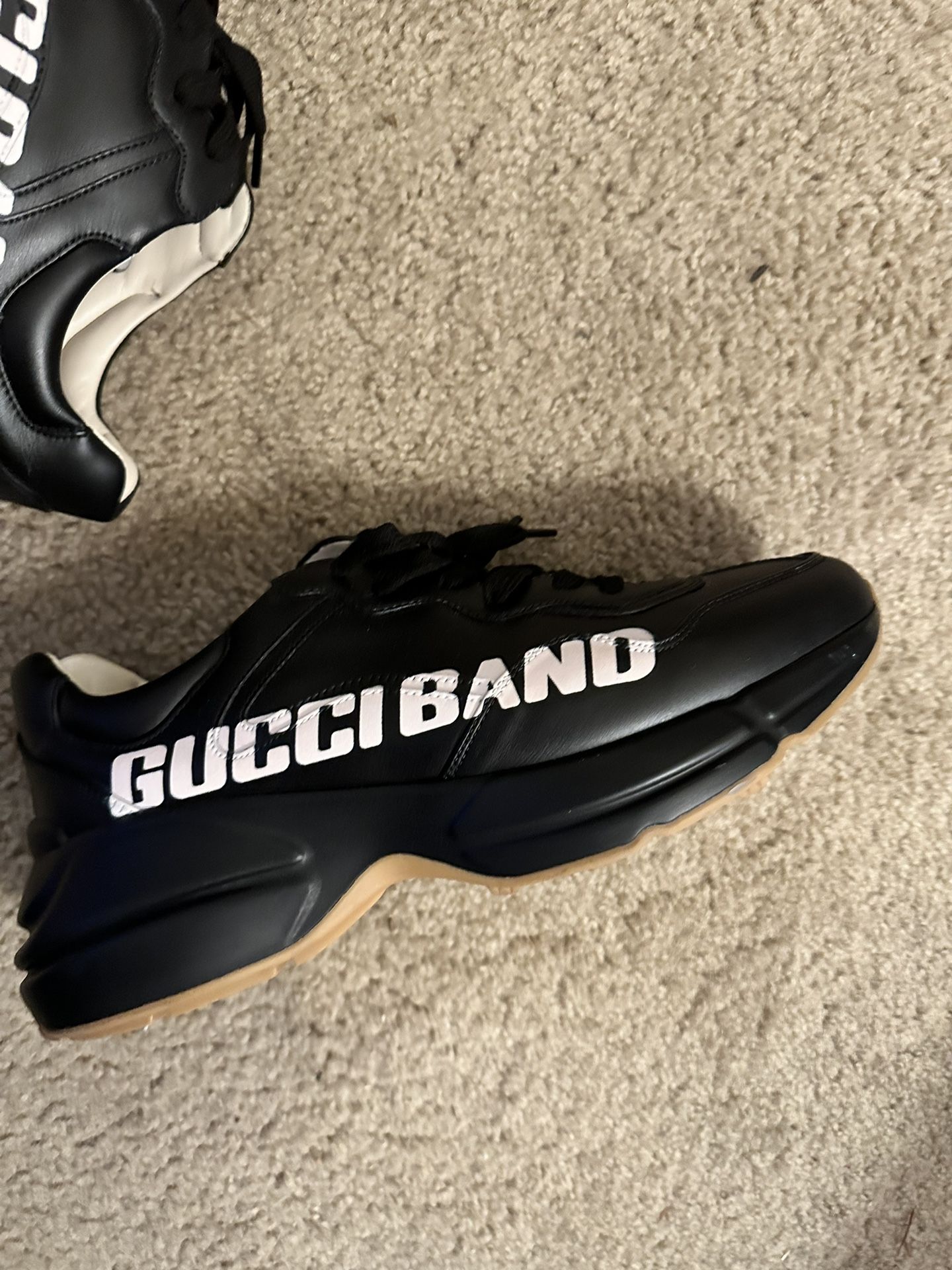 Gucci Band Sneakers