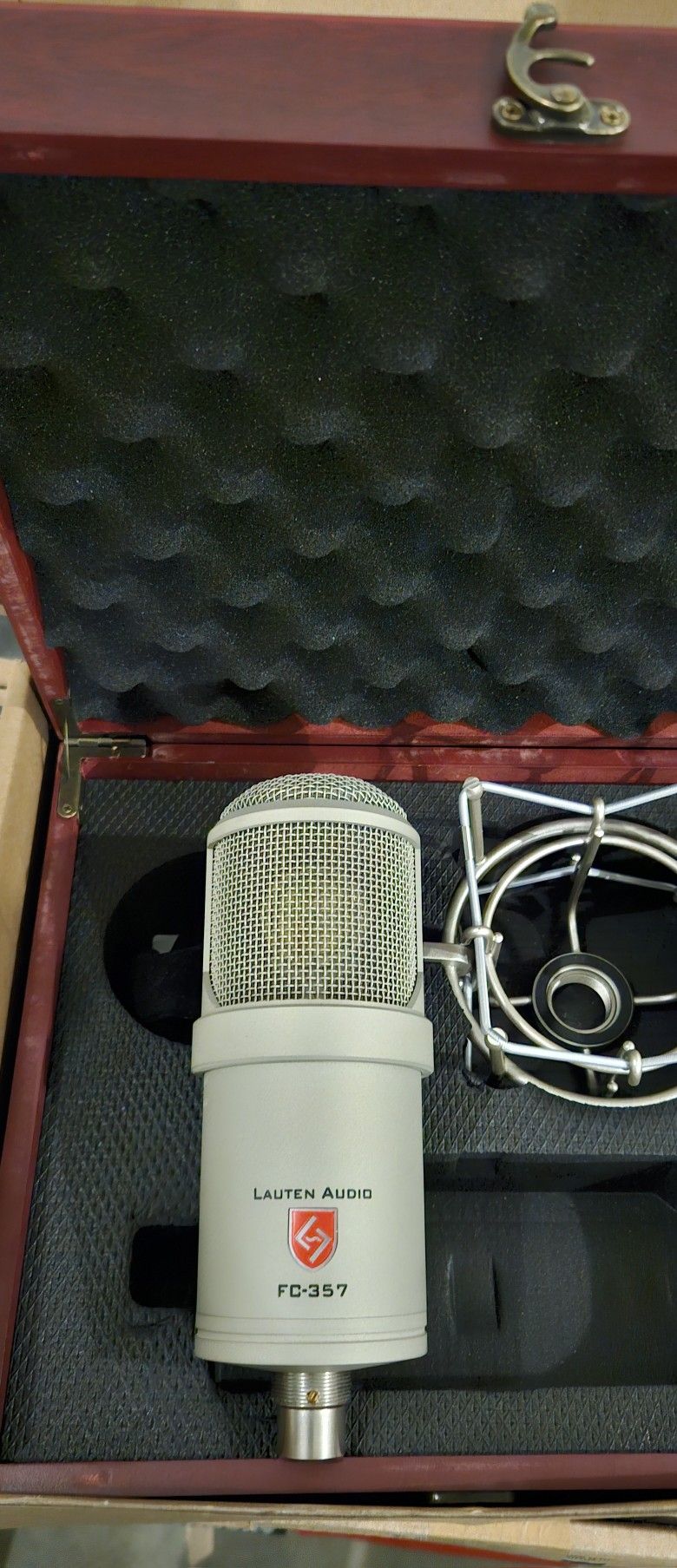 Lauten Audio Clarion FC-357
