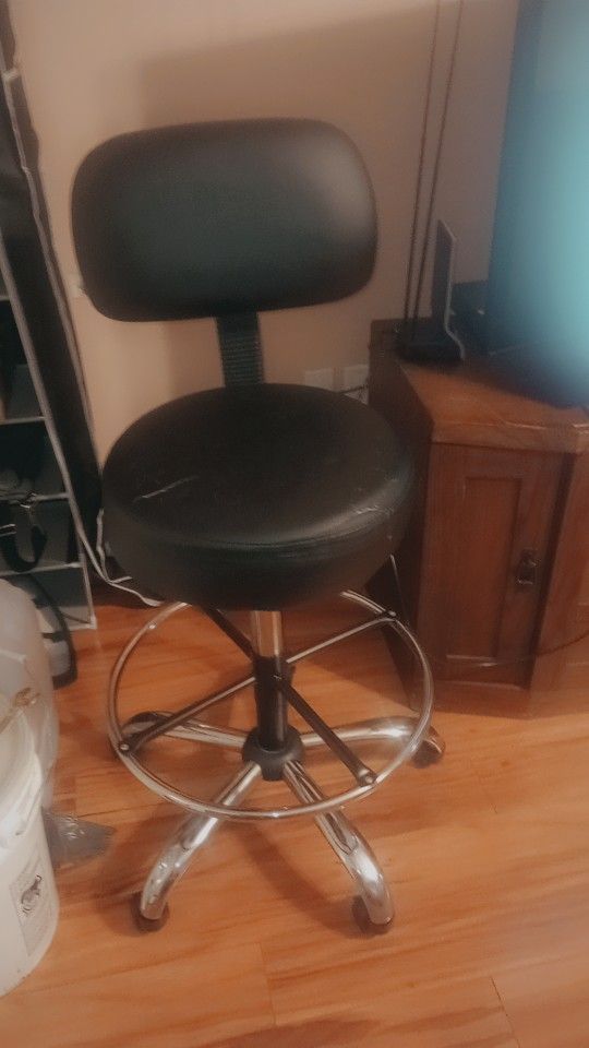 Black Computer Barstool With Adjustment