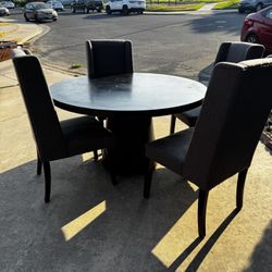 Dining Room Table 