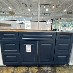 60'' navy blue bathroom vanity (drawers left & right)