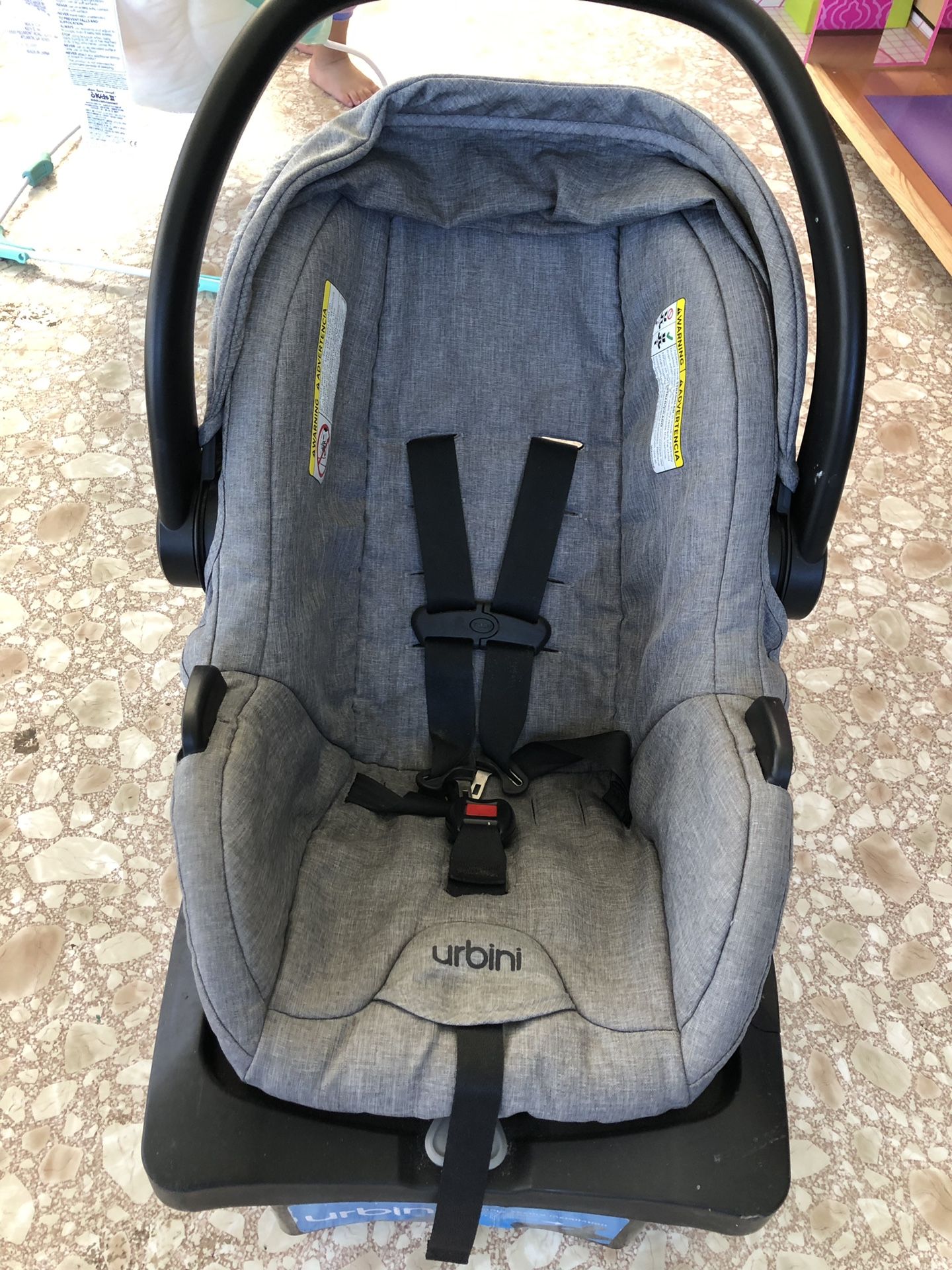 Urbini Car seat