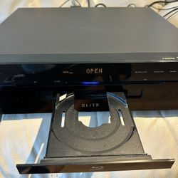 Pioneer Blue Ray Disc  Player  With A Remote Control 