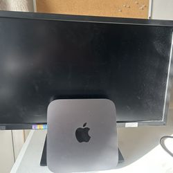 Mac Mini with Monitor