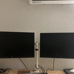 LG Monitors (2) With Stand