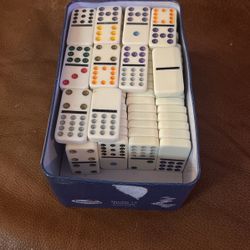 87 Dominos 