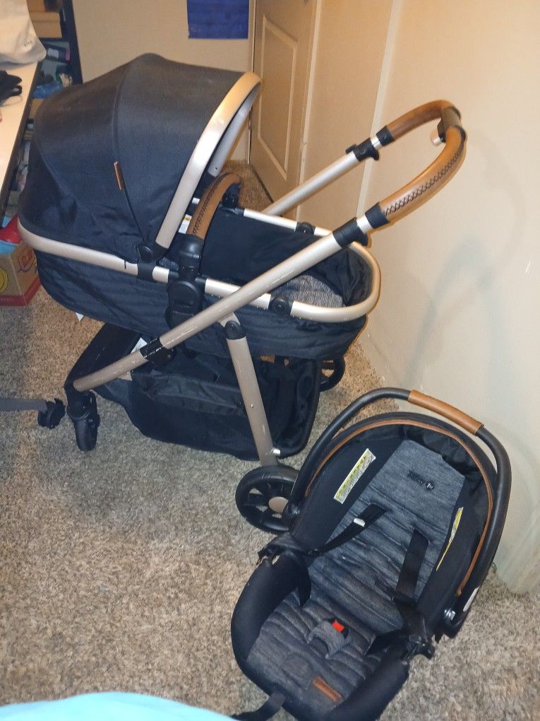 MONBeBe Stroller 6 In 1 Set *** Very lightly Used