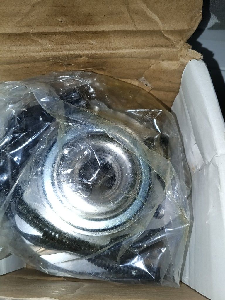 99/04 Front Hub Bearings /Inner Tie Rods Lincoln Avaitor