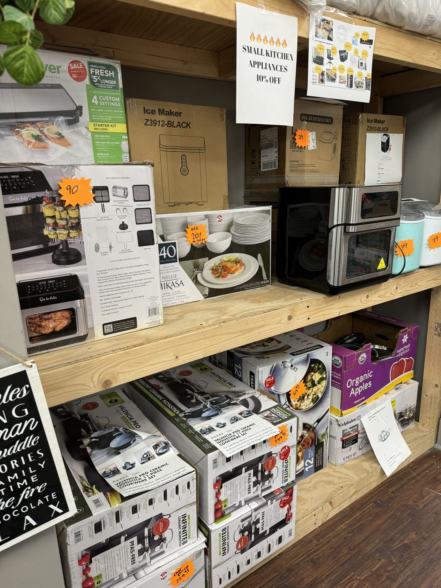 Thomas liquidation center Savannah GA , One Stop Shopping 🛍️