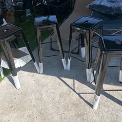 4 Stool