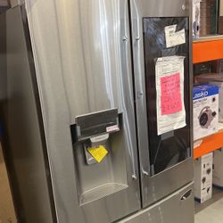 Lg 27.5 Instaview And Wi-Fi Fridge Refrigerator