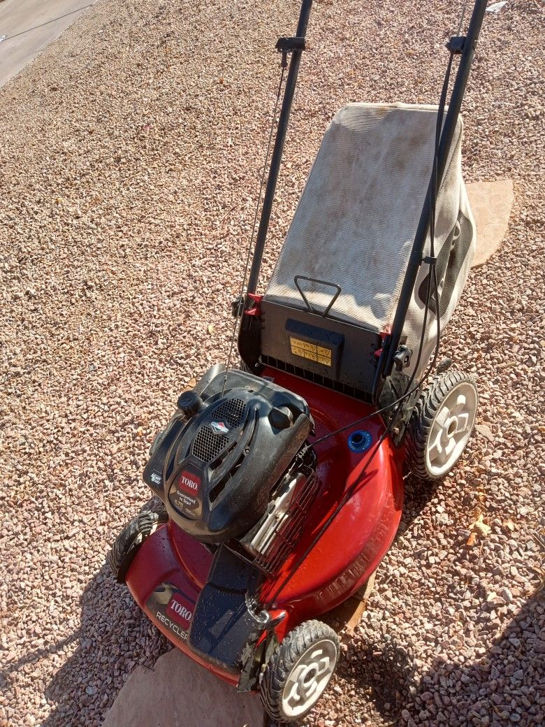 Toro Recycler (22") 190cc SelfPropelled Lawn Mower for Sale in