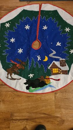 Christmas Tree Skirt And 4 Matching Stockings