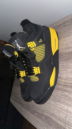 Jordan 4s